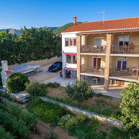 Apartments Anita 1 Barbat na Rabu Екстер'єр фото