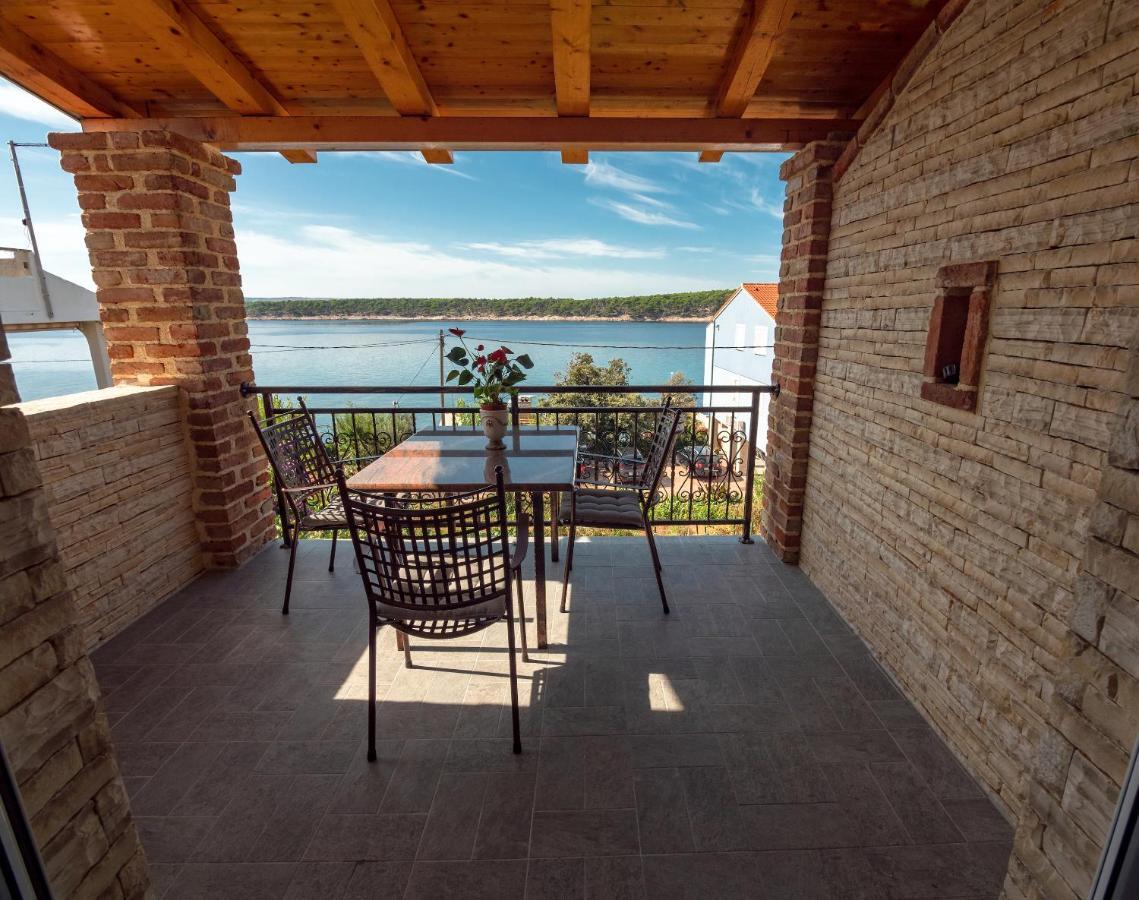 Apartments Anita 1 Barbat na Rabu Екстер'єр фото