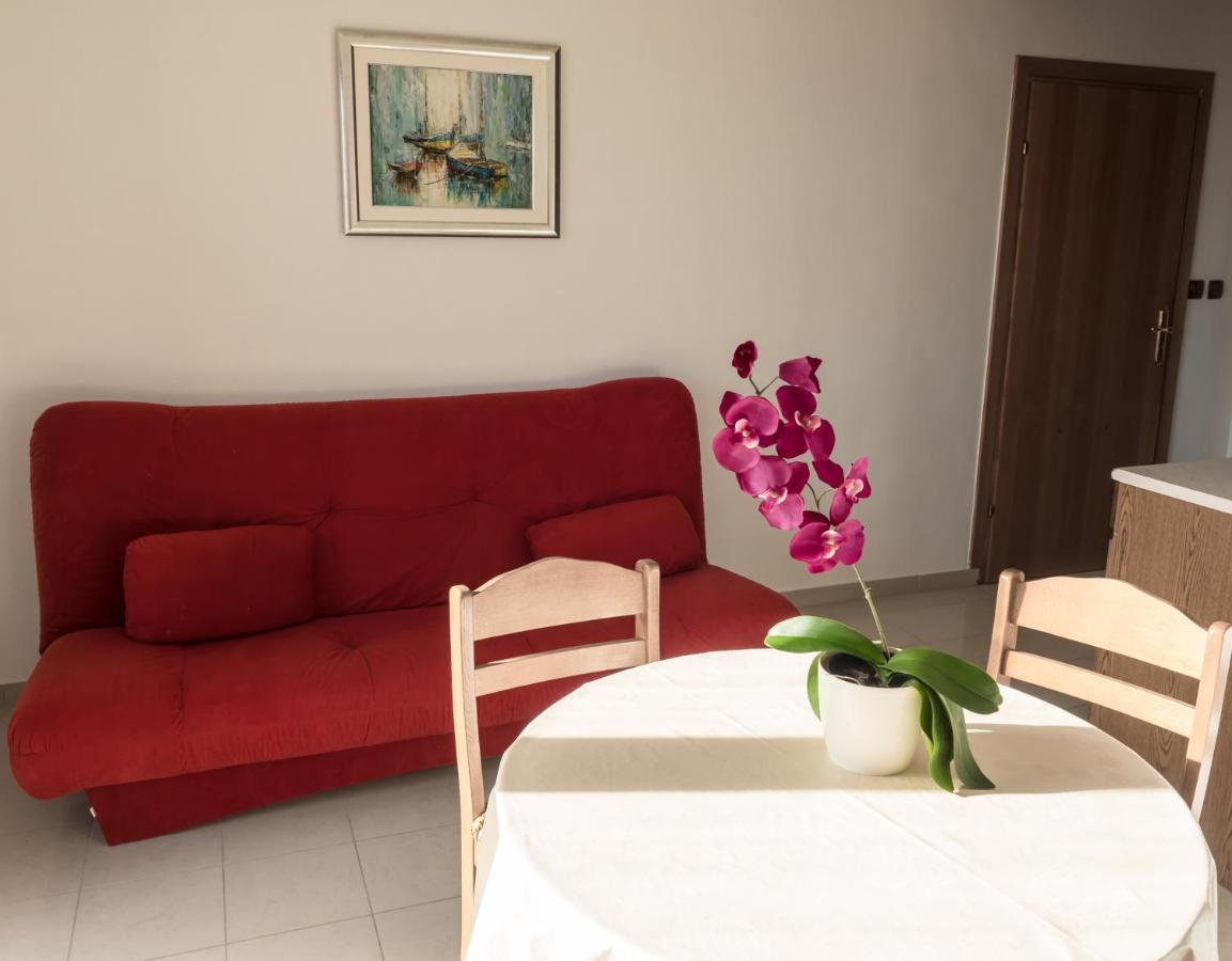 Apartments Anita 1 Barbat na Rabu Екстер'єр фото