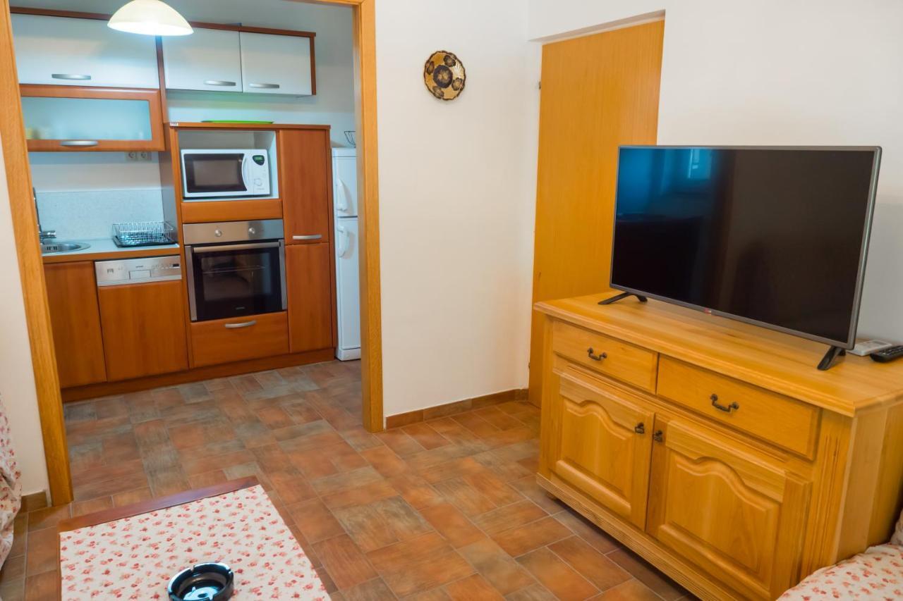 Apartments Anita 1 Barbat na Rabu Екстер'єр фото