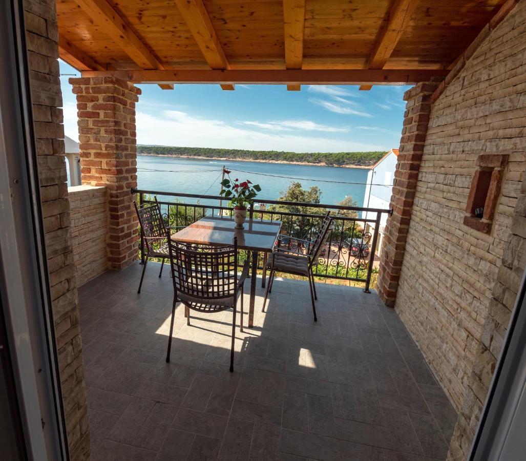 Apartments Anita 1 Barbat na Rabu Екстер'єр фото